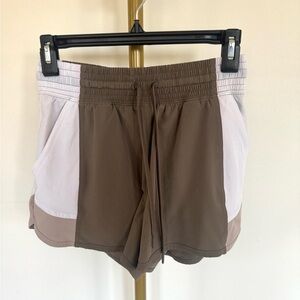 Abercrombie & Fitch YPB motionTEK high-rise lined workout shorts | Size S
